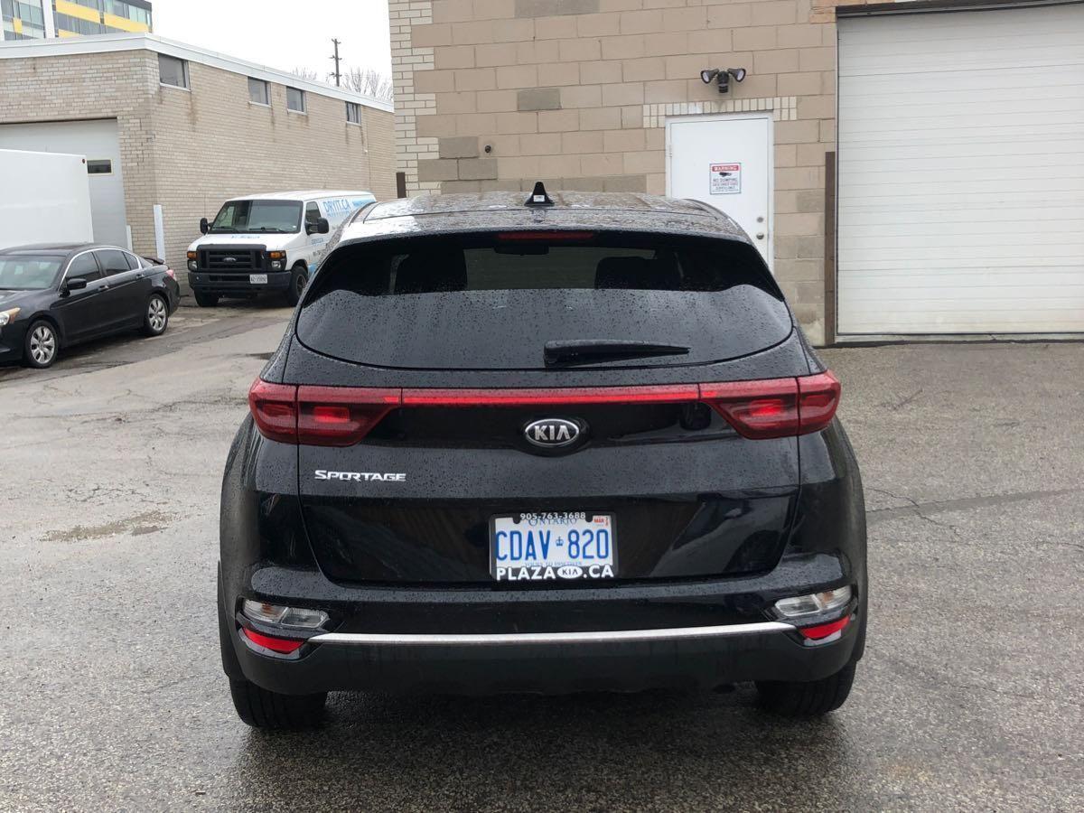 2020 Kia Sportage LX - Photo #5