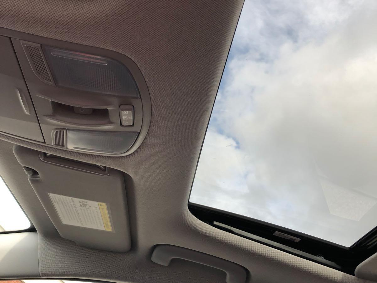2020 Hyundai Elantra Preferred w/Sun & Safety Package - Photo #10