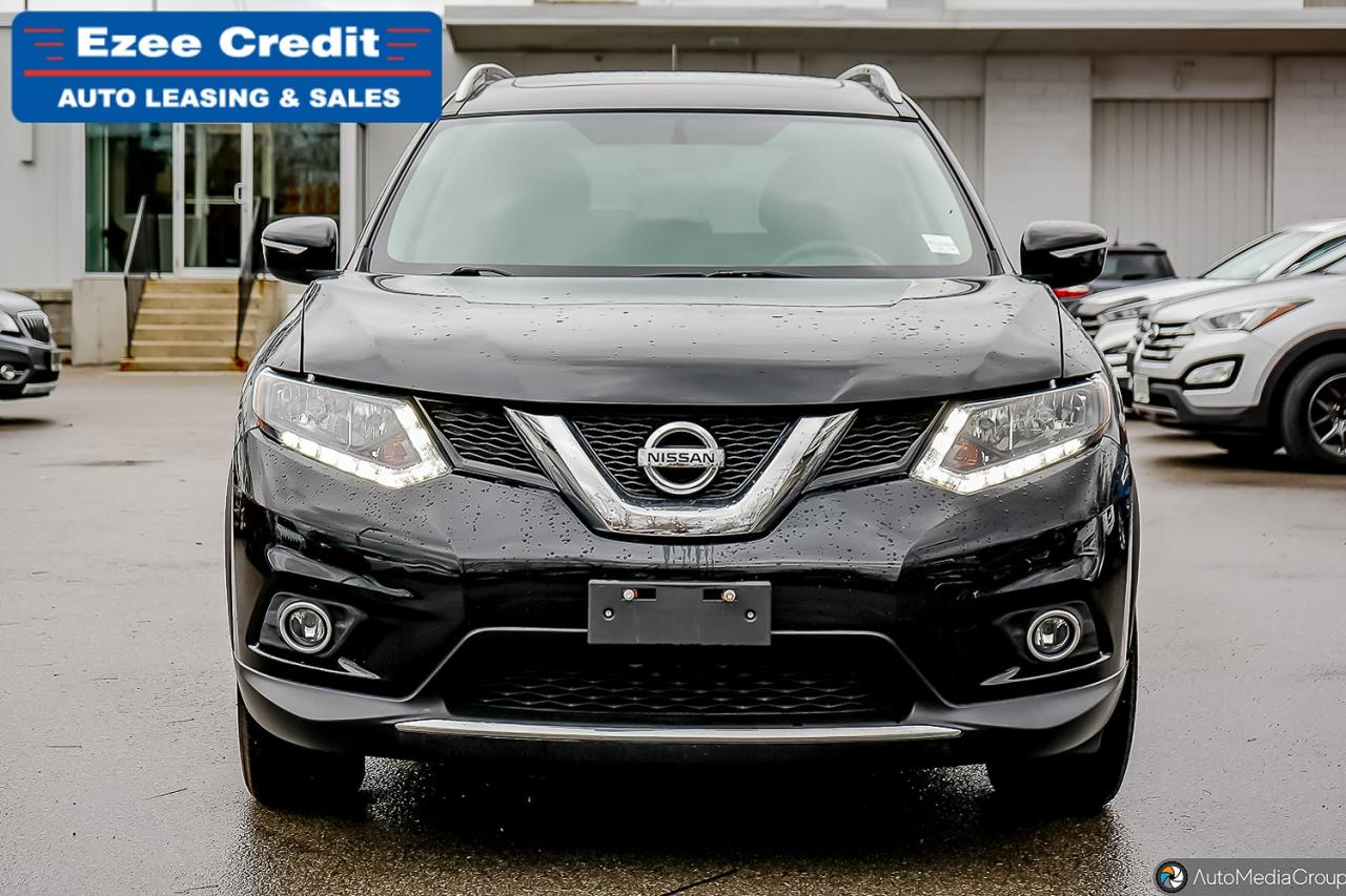 2015 Nissan Rogue SV Photo9