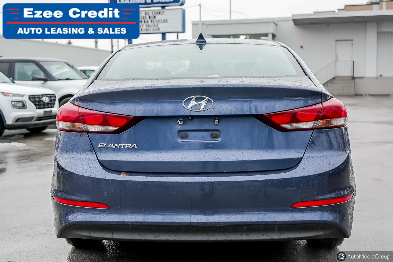 2017 Hyundai Elantra GL Photo4