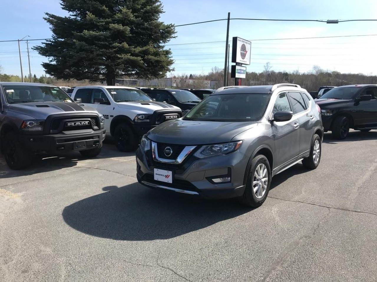 Used 2020 Nissan Rogue 2.5 SV AWD W/Dual-Pane Panoramic Roof!! for sale in Sudbury, ON