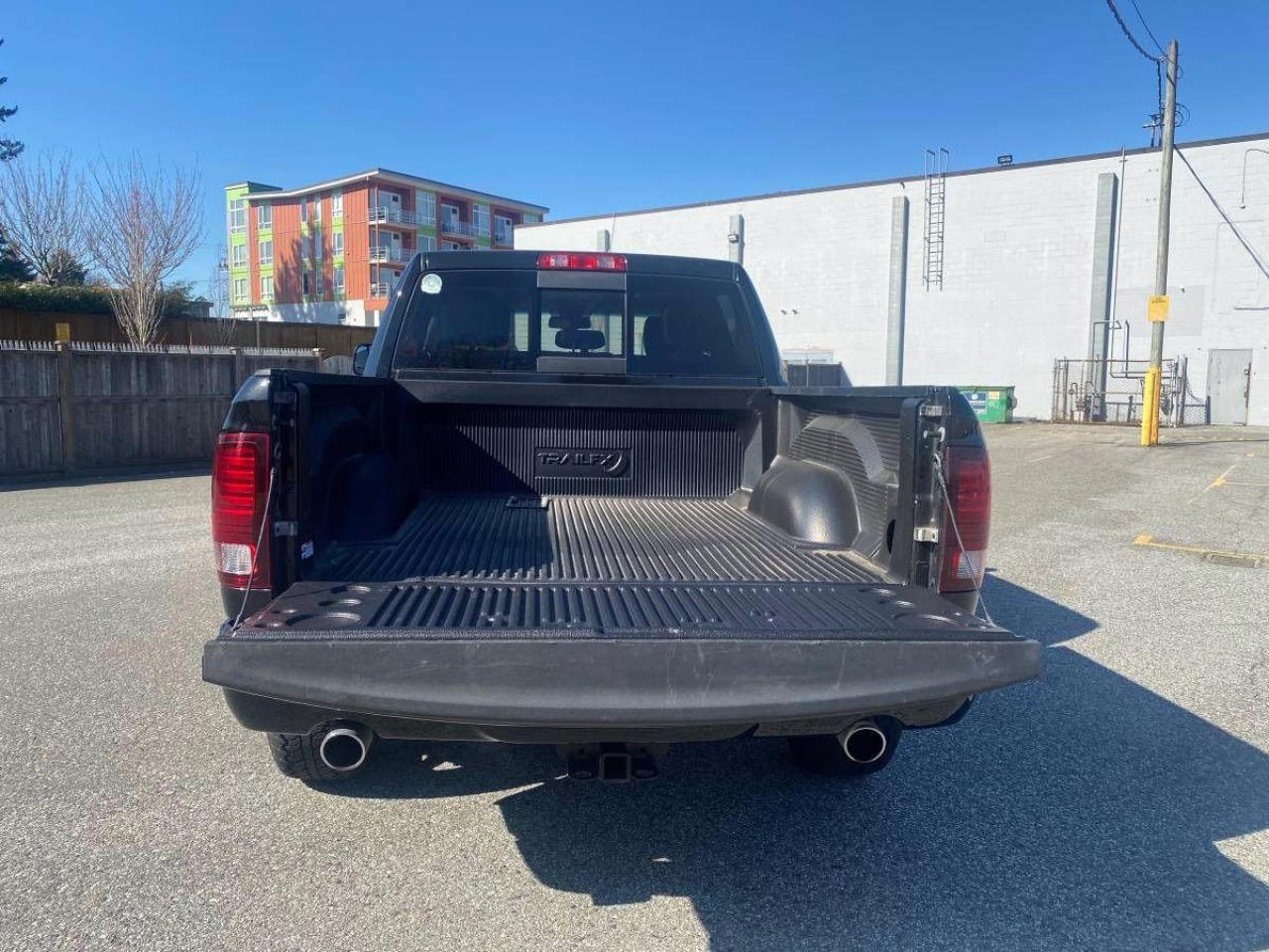 2017 RAM 1500 SPORT - Photo #8