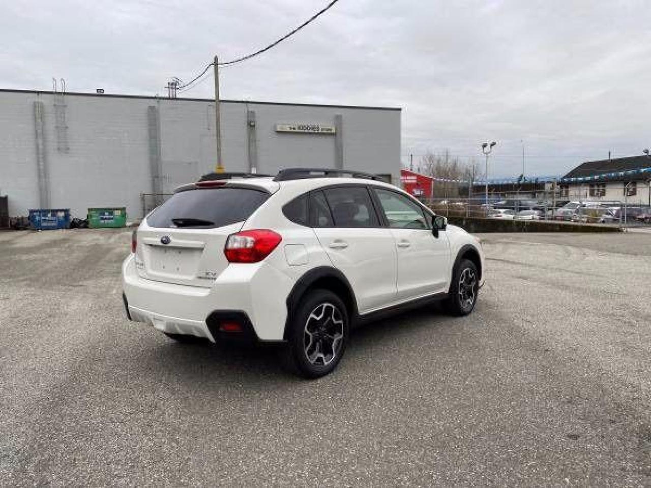 2015 Subaru XV Crosstrek 2.0i w/Touring Pkg - Photo #8