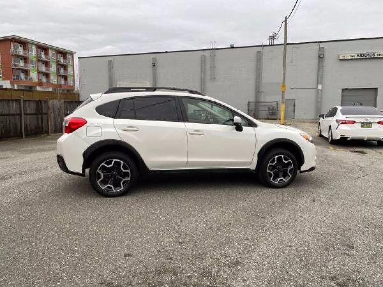 2015 Subaru XV Crosstrek 2.0i w/Touring Pkg - Photo #9
