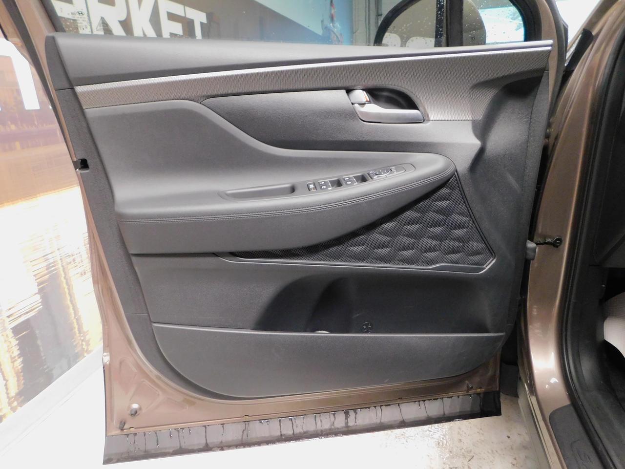 2020 Hyundai Santa Fe Preferred AWD DEMO SAVINGS! Photo