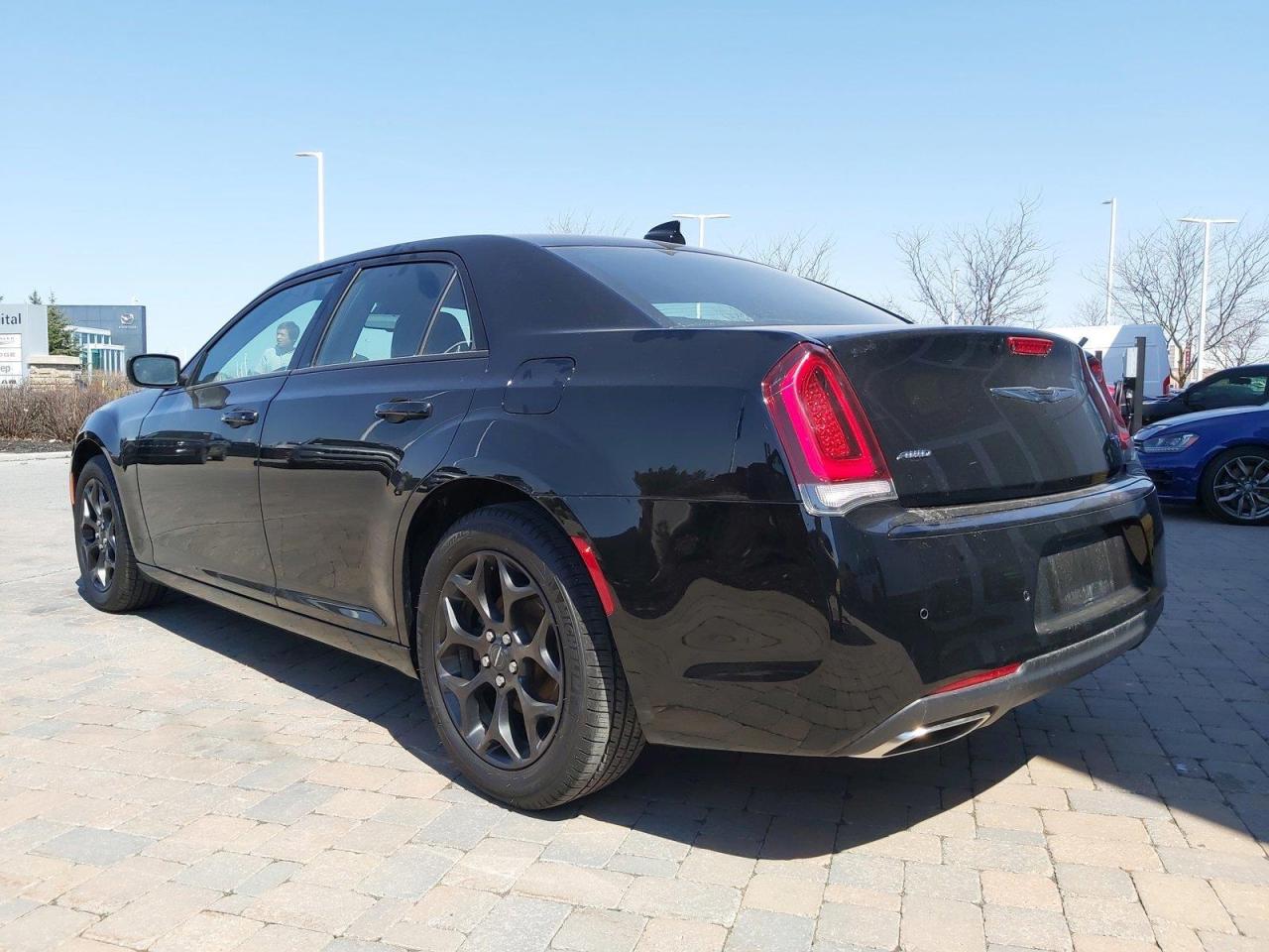 2020 Chrysler 300 S Photo4