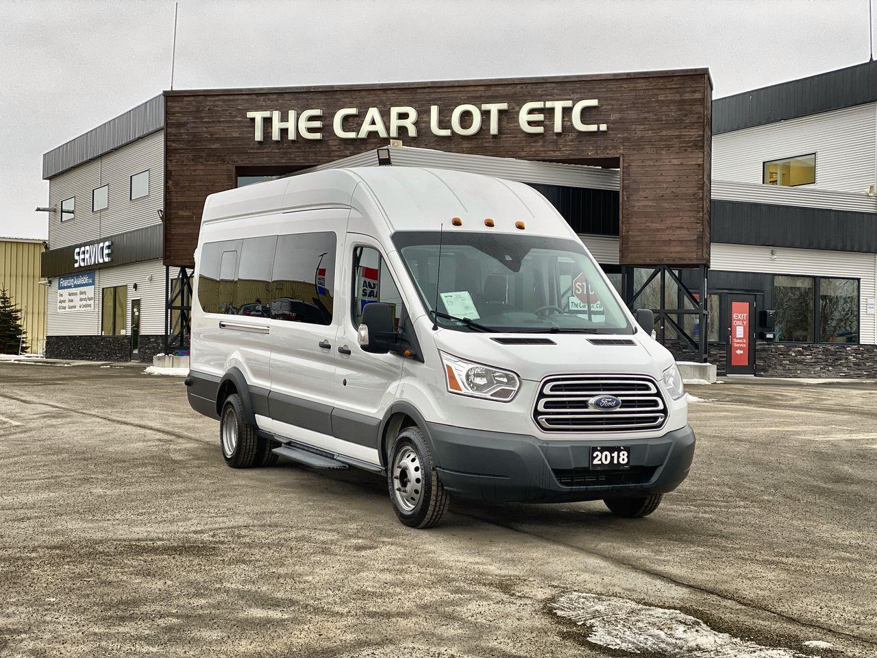 2018 ford transit 15 passenger