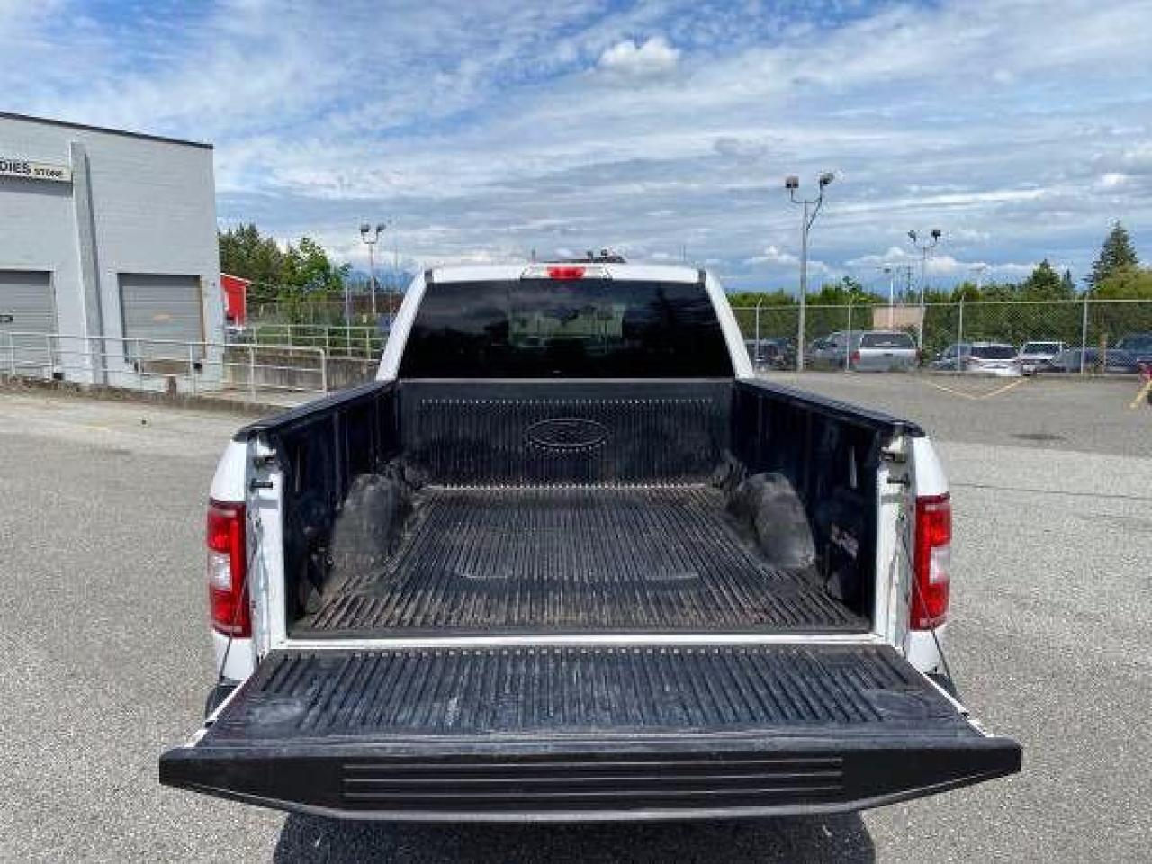 2018 Ford F-150 XL - Photo #10