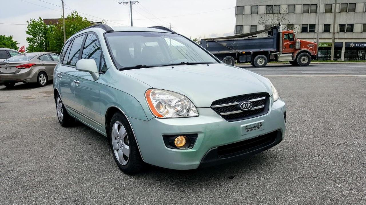 2008 Kia Rondo Excellent Condition / Certified  / Warranty Photo