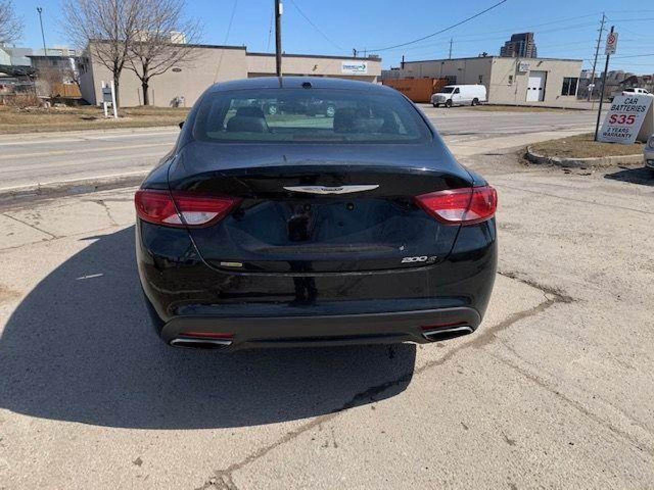 2015 Chrysler 200 S Model,Certified,Low km’s,A/C cold,Beautiful Ride Photo3