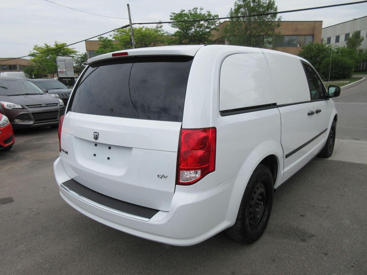 2015 RAM Cargo Van  Photo