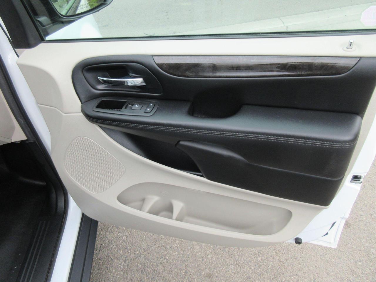 2015 RAM Cargo Van  Photo