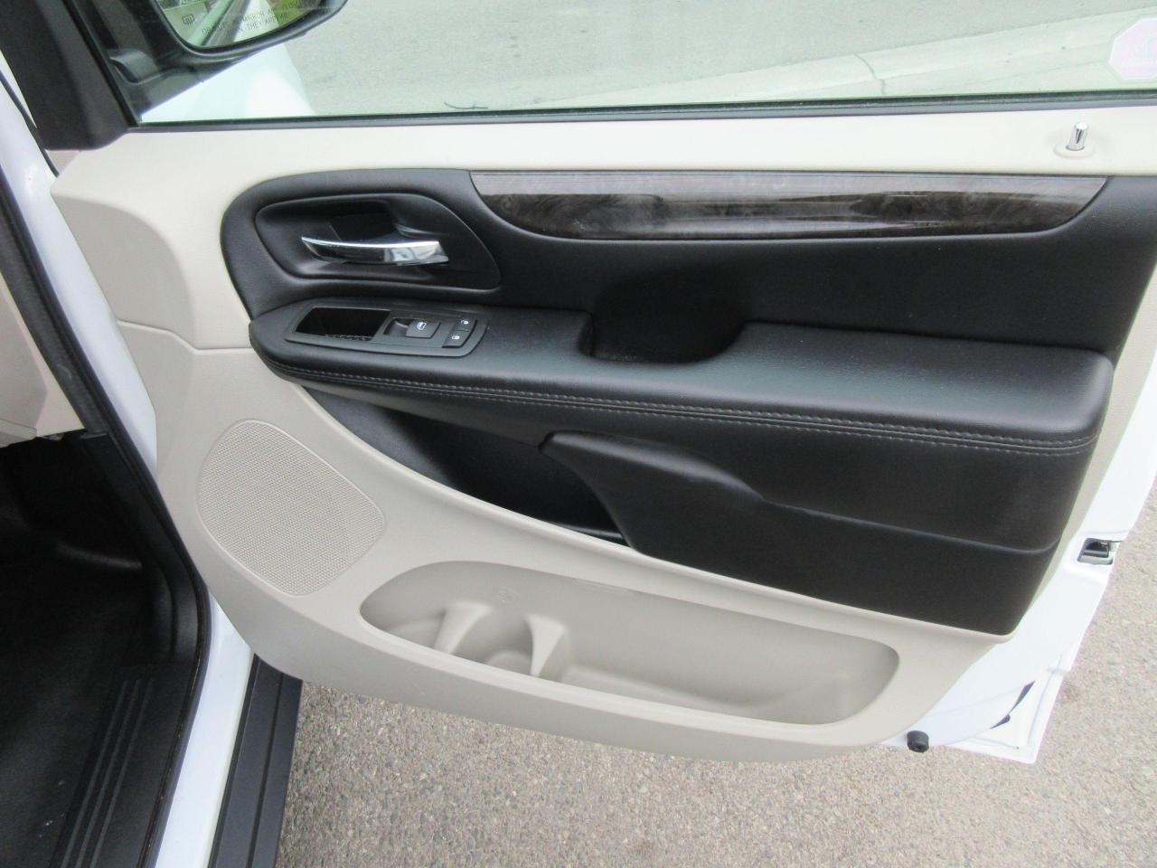 2015 RAM Cargo Van  Photo