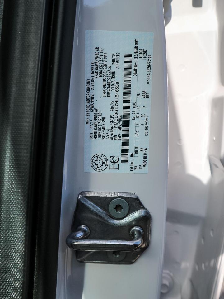 2017 Ford Escape SE NAV| TOUCH SCREEN| APPLE/ANDROID| DUAL ZONE AC Photo