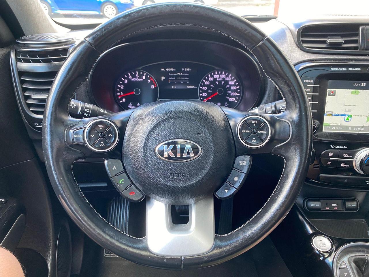 2017 Kia Soul Top of the line EX Tech! Low Milage! No Accidents! - Photo #31