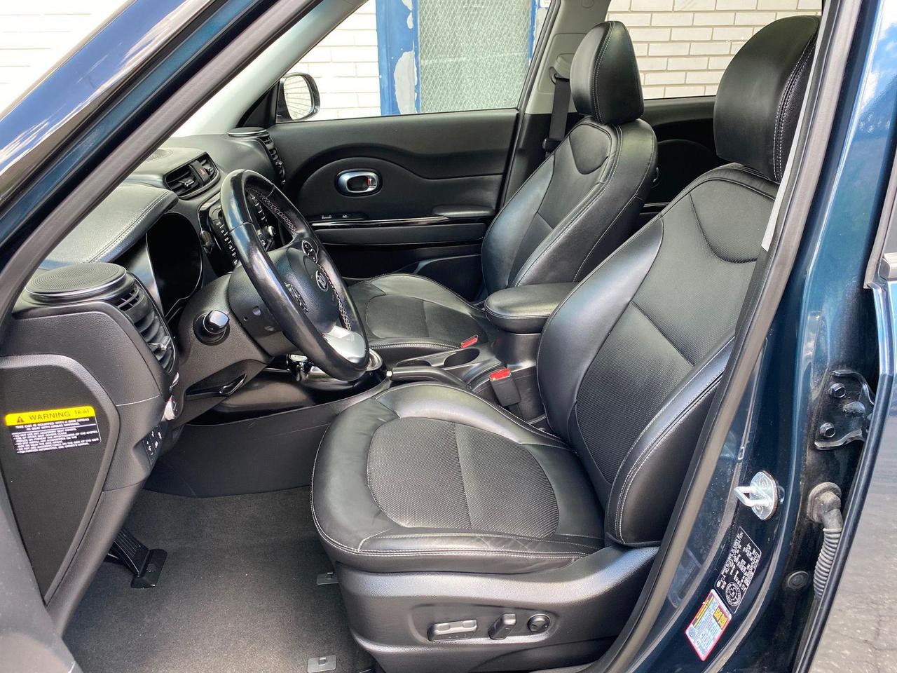 2017 Kia Soul Top of the line EX Tech! Low Milage! No Accidents! Photo