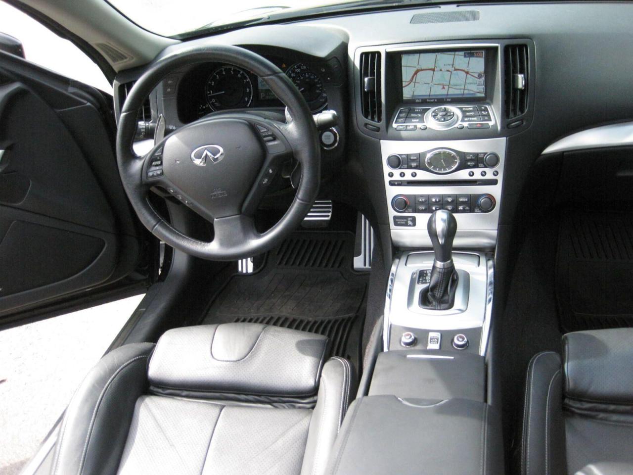 2013 Infiniti G37 Sport Convertible - Photo #10