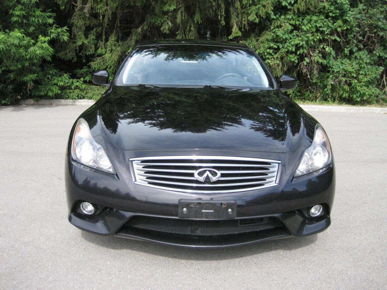 2013 Infiniti G37 Sport Convertible - Photo #16