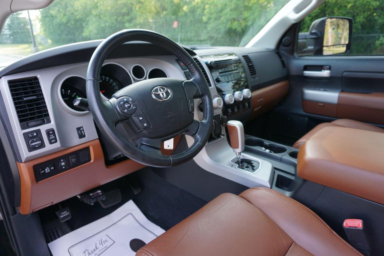 2007 Toyota Tundra 1 OWNER /NO ACCIDENTS CREWMAX /LTD /STUNNING COMBO - Photo #11