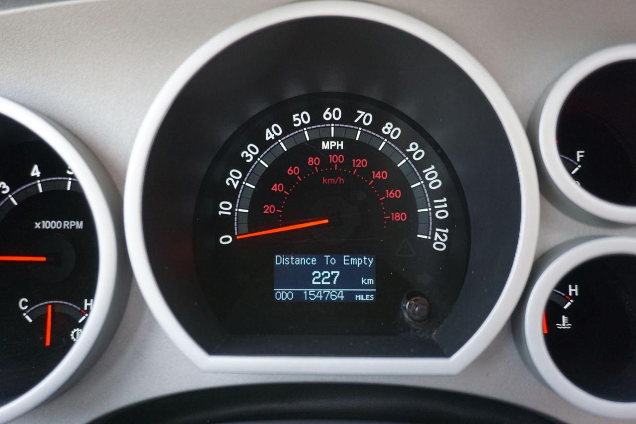 2007 Toyota Tundra 1 OWNER /NO ACCIDENTS CREWMAX /LTD /STUNNING COMBO - Photo #13