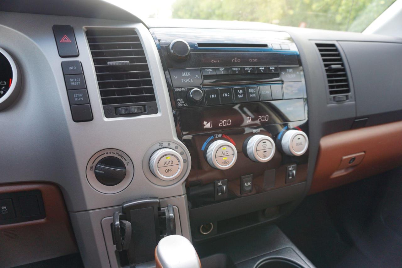 2007 Toyota Tundra 1 OWNER /NO ACCIDENTS CREWMAX /LTD /STUNNING COMBO - Photo #15