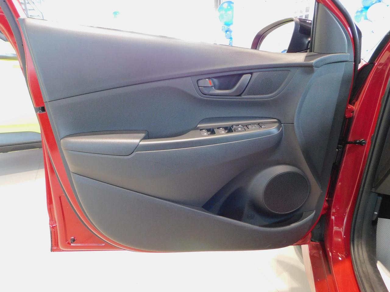 2020 Hyundai KONA Trend Photo