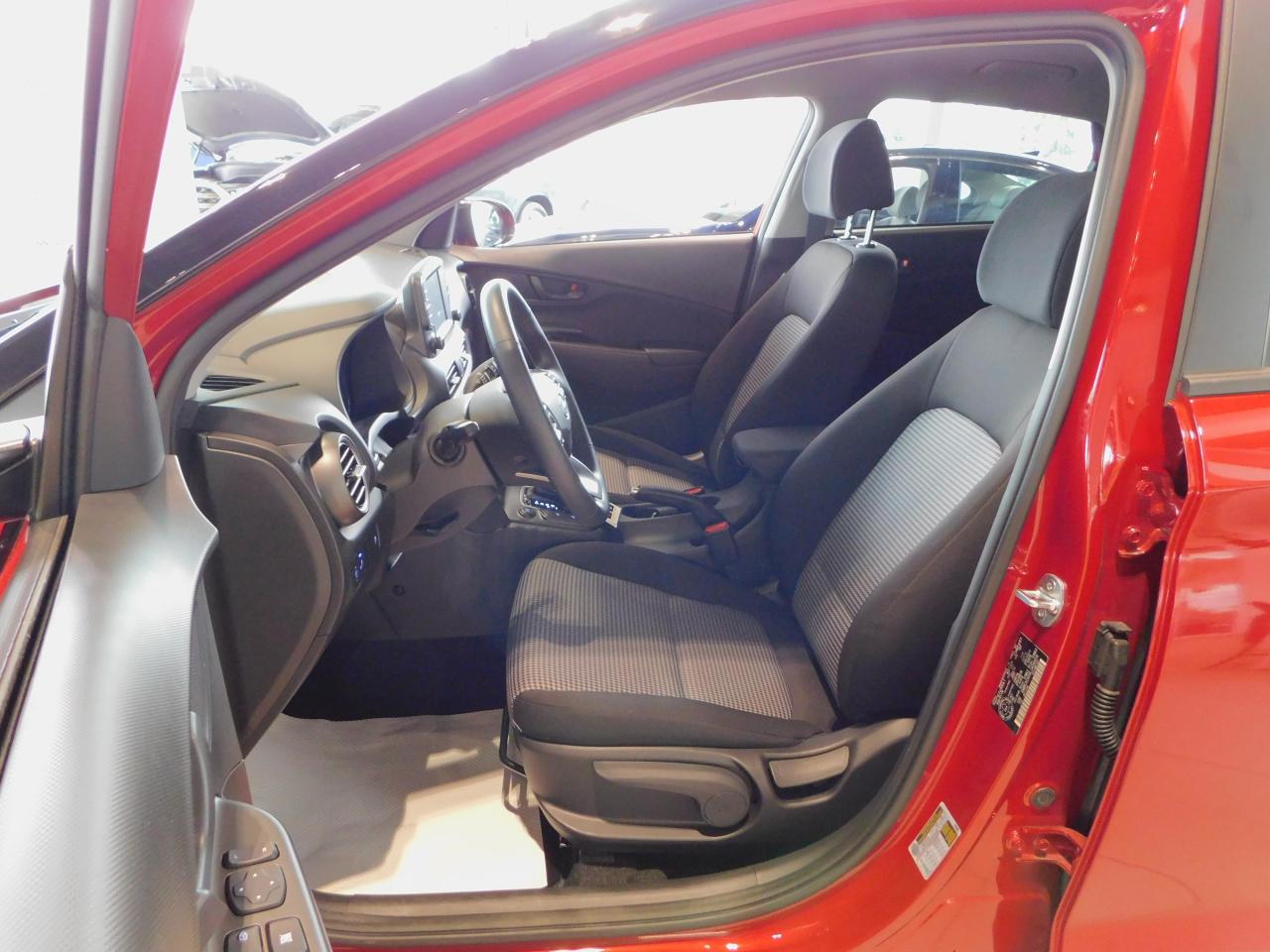 2020 Hyundai KONA Trend Photo