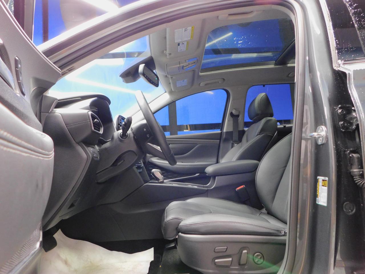 2020 Hyundai Santa Fe Luxury Photo