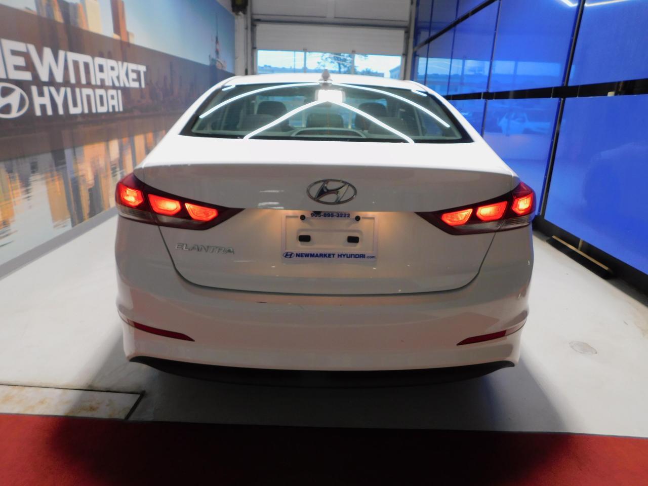 2017 Hyundai Elantra GL Photo