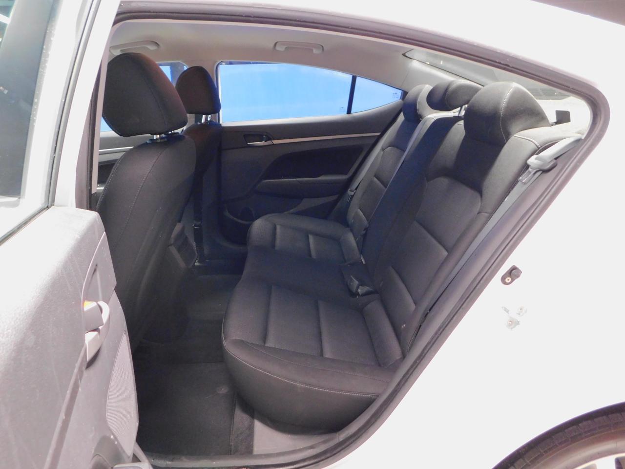 2017 Hyundai Elantra GL Photo