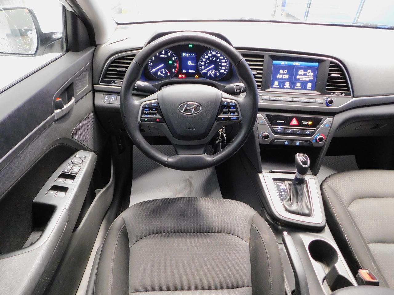 2017 Hyundai Elantra GL Photo