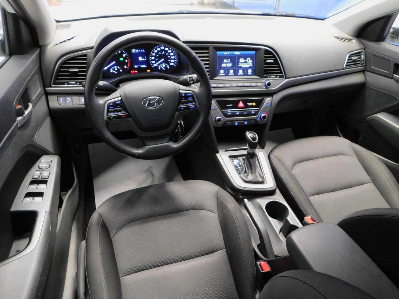 2017 Hyundai Elantra GL Photo