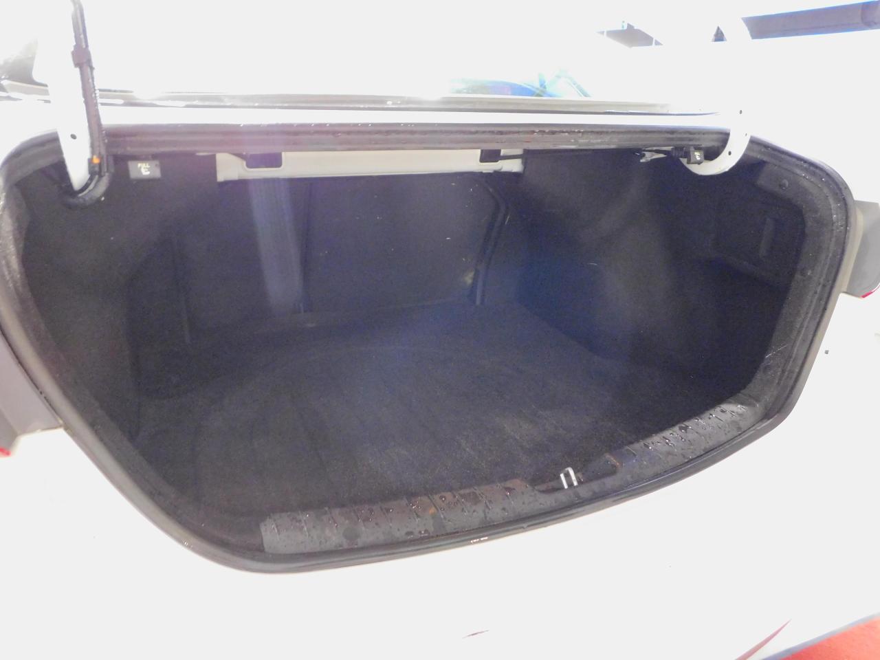 2017 Hyundai Elantra GL Photo