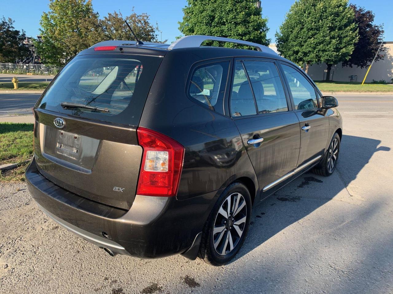 2011 Kia Rondo EX w/3rd Row,7pass,CERTIFIED,A/C,LOW KM’s Photo4