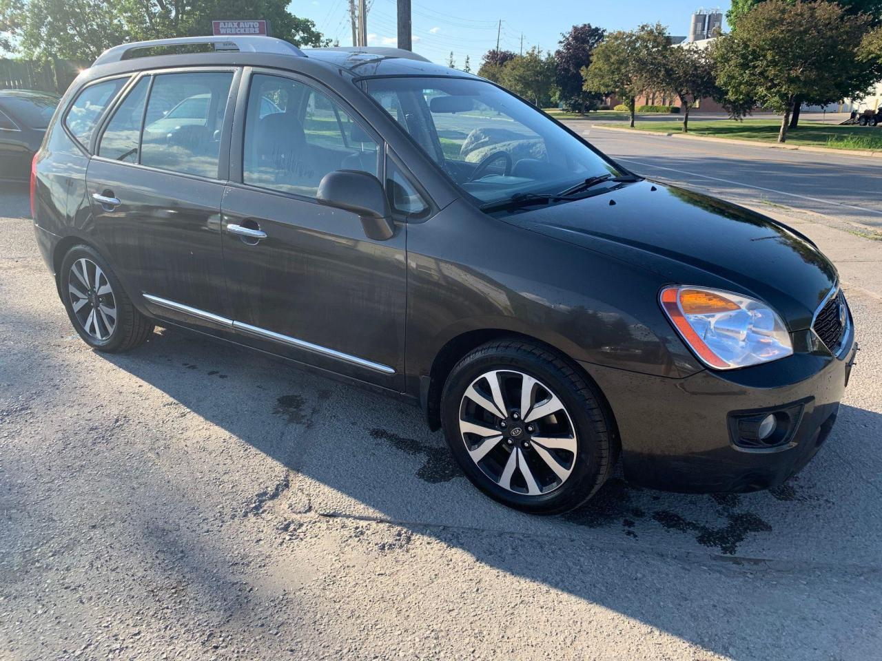 2011 Kia Rondo EX w/3rd Row,7pass,CERTIFIED,A/C,LOW KM’s Photo