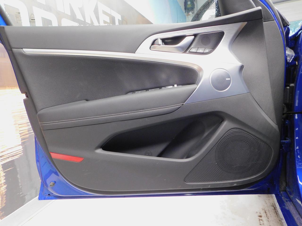 2020 Genesis G70 2.0T Elite Photo