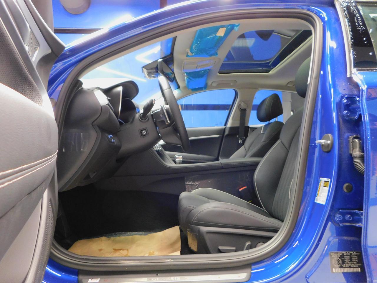 2020 Genesis G70 2.0T Elite Photo