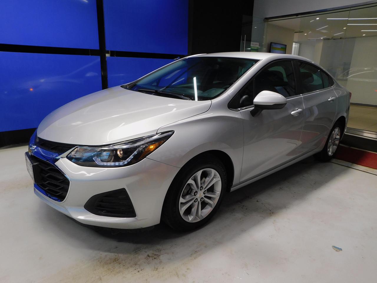 2019 Chevrolet Cruze LT+ Photo4