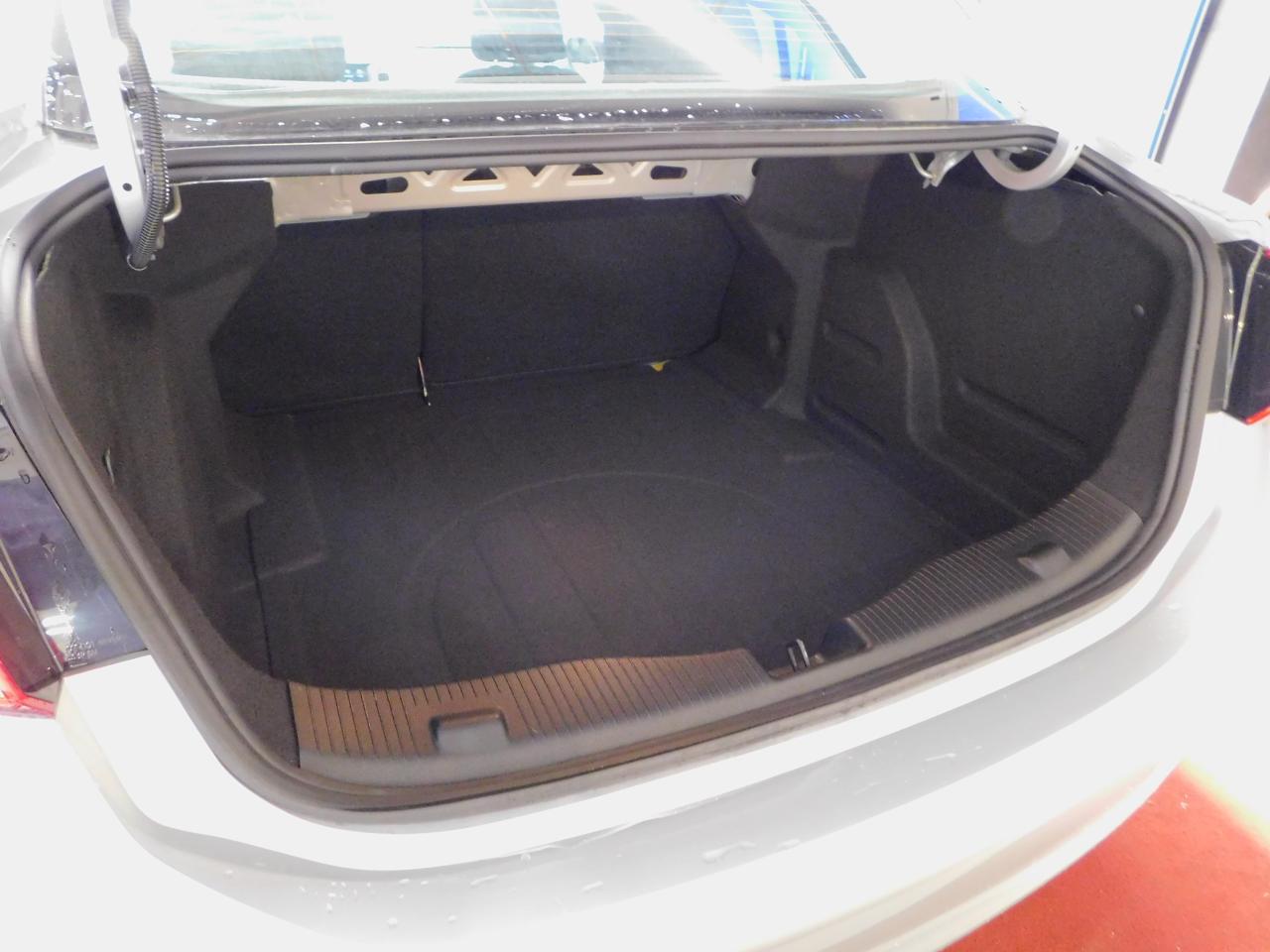 2019 Chevrolet Cruze LT+ Photo