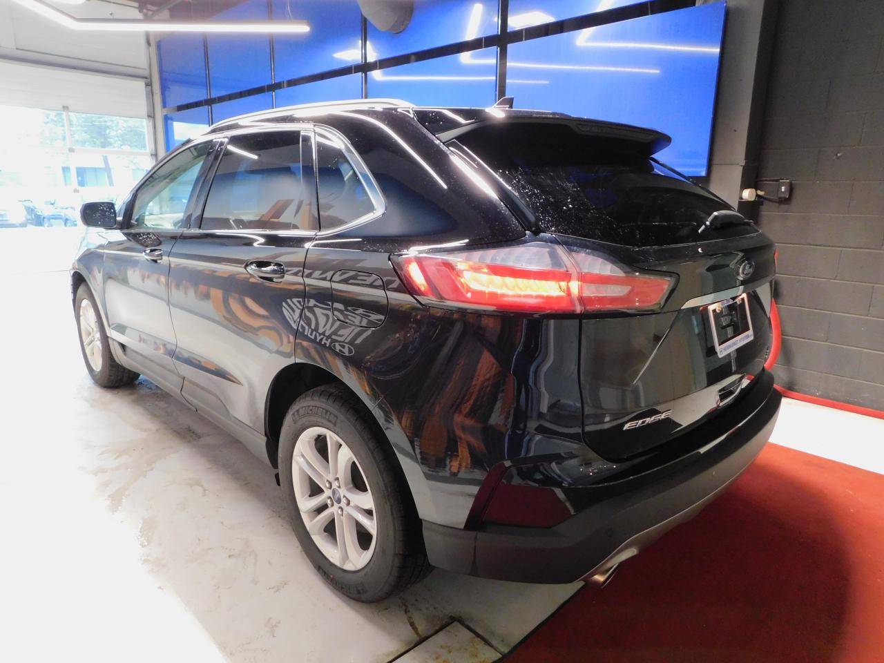 2020 Ford Edge SEL Navigation Leather Photo