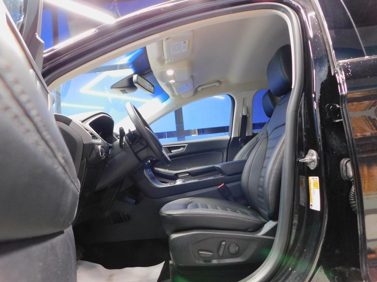 2020 Ford Edge SEL Navigation Leather Photo