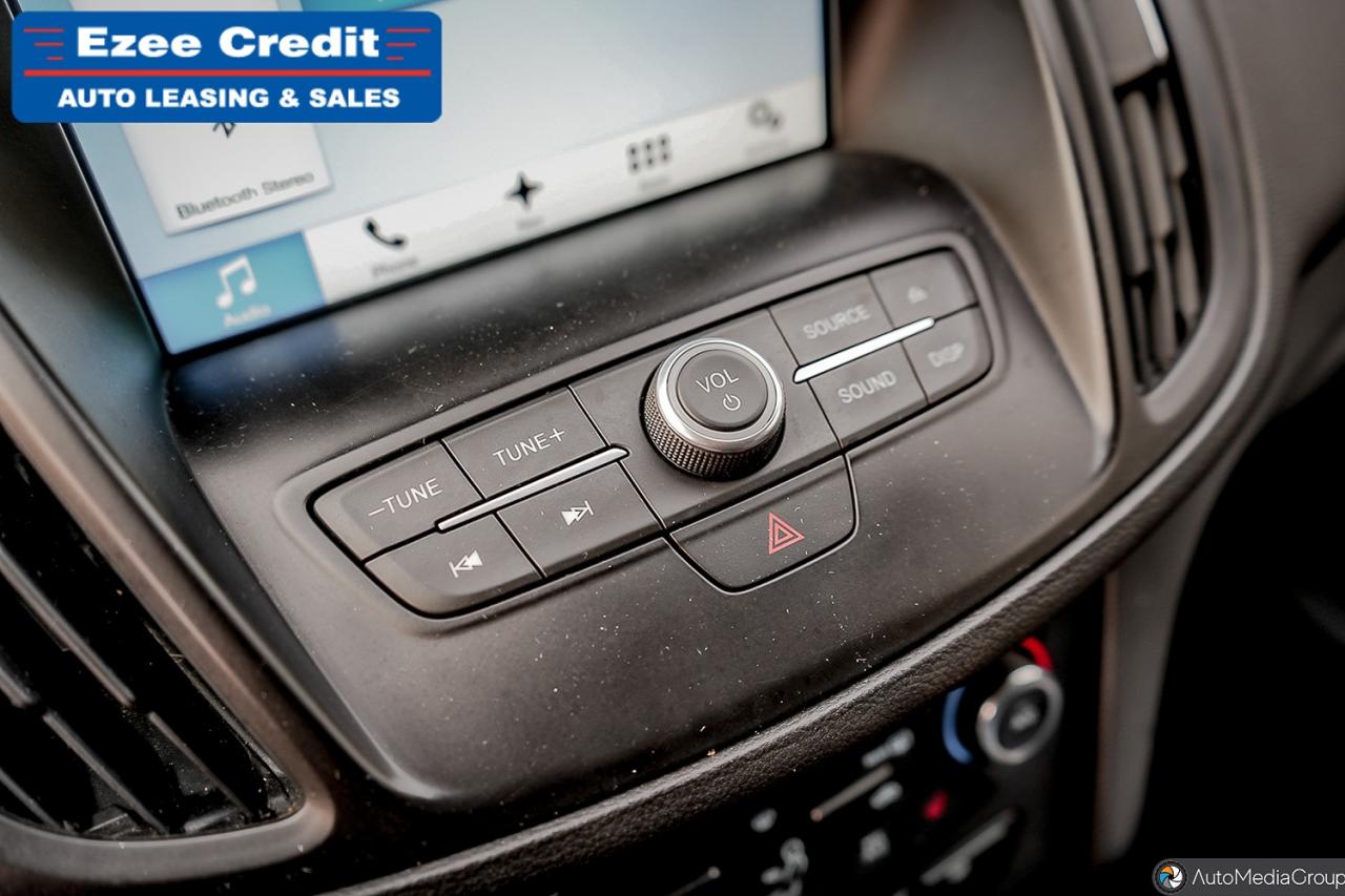 2017 Ford Escape SE Photo24