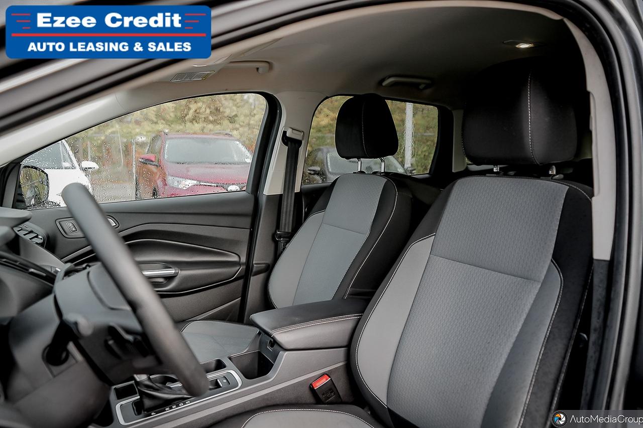 2017 Ford Escape SE Photo