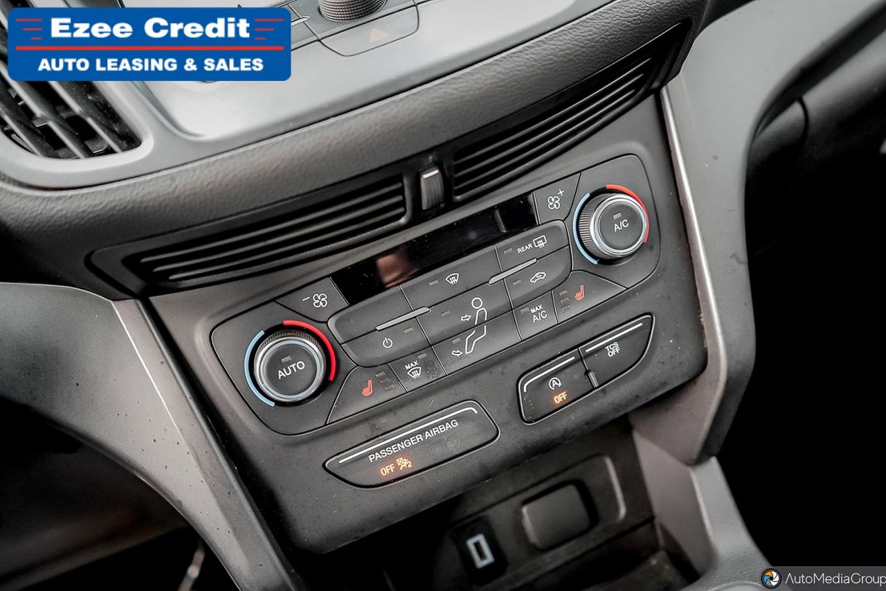 2017 Ford Escape SE Photo21