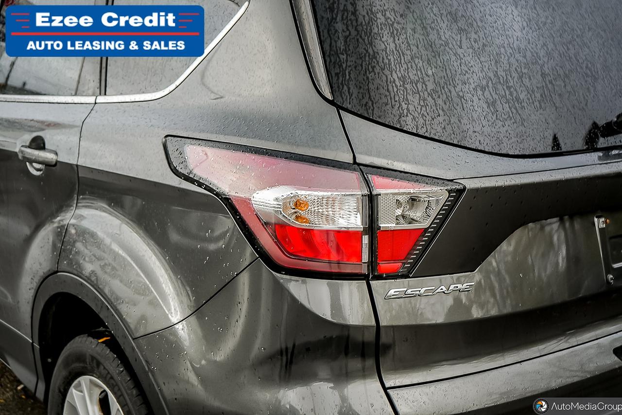 2017 Ford Escape SE Photo