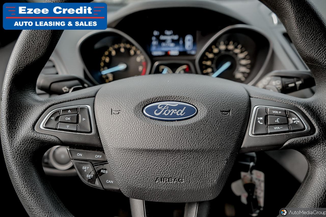 2017 Ford Escape SE Photo