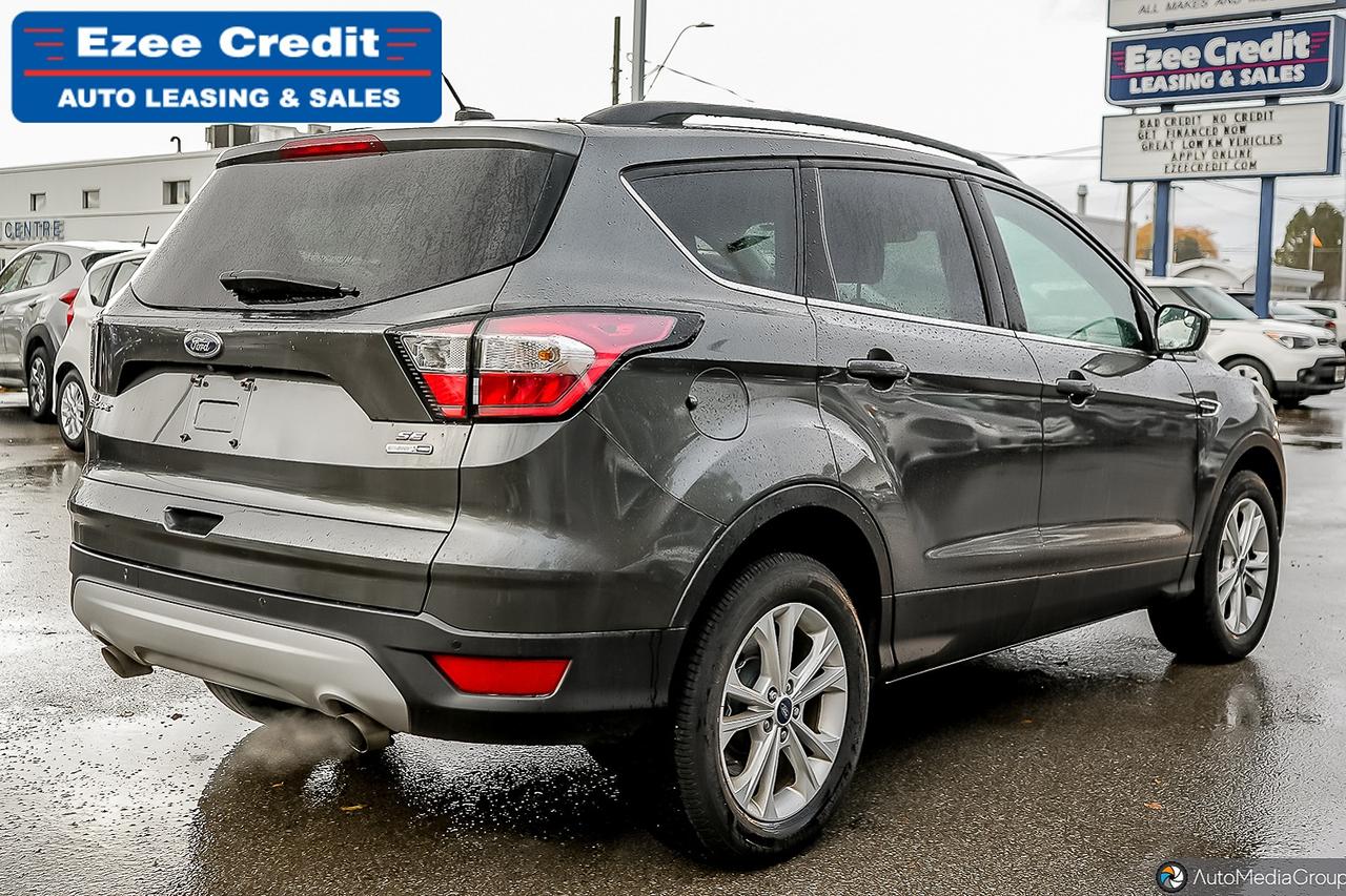 2017 Ford Escape SE Photo