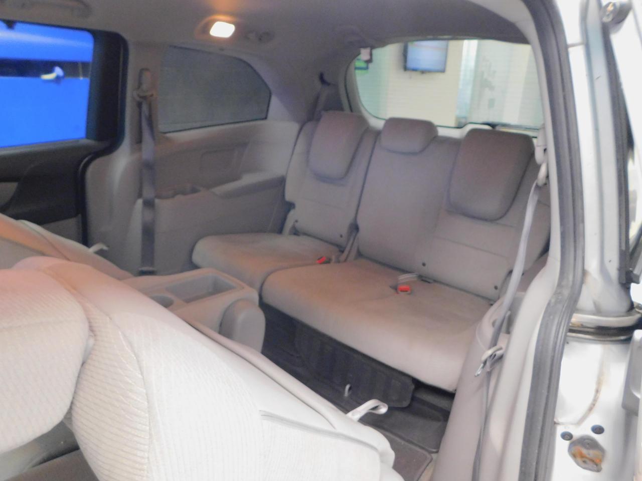 2012 Honda Odyssey EX Photo
