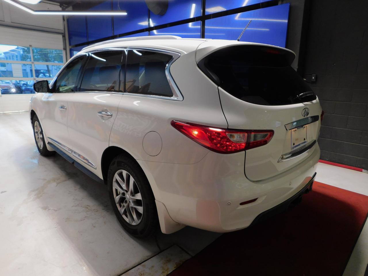 2013 Infiniti JX35 Tech Awd Photo