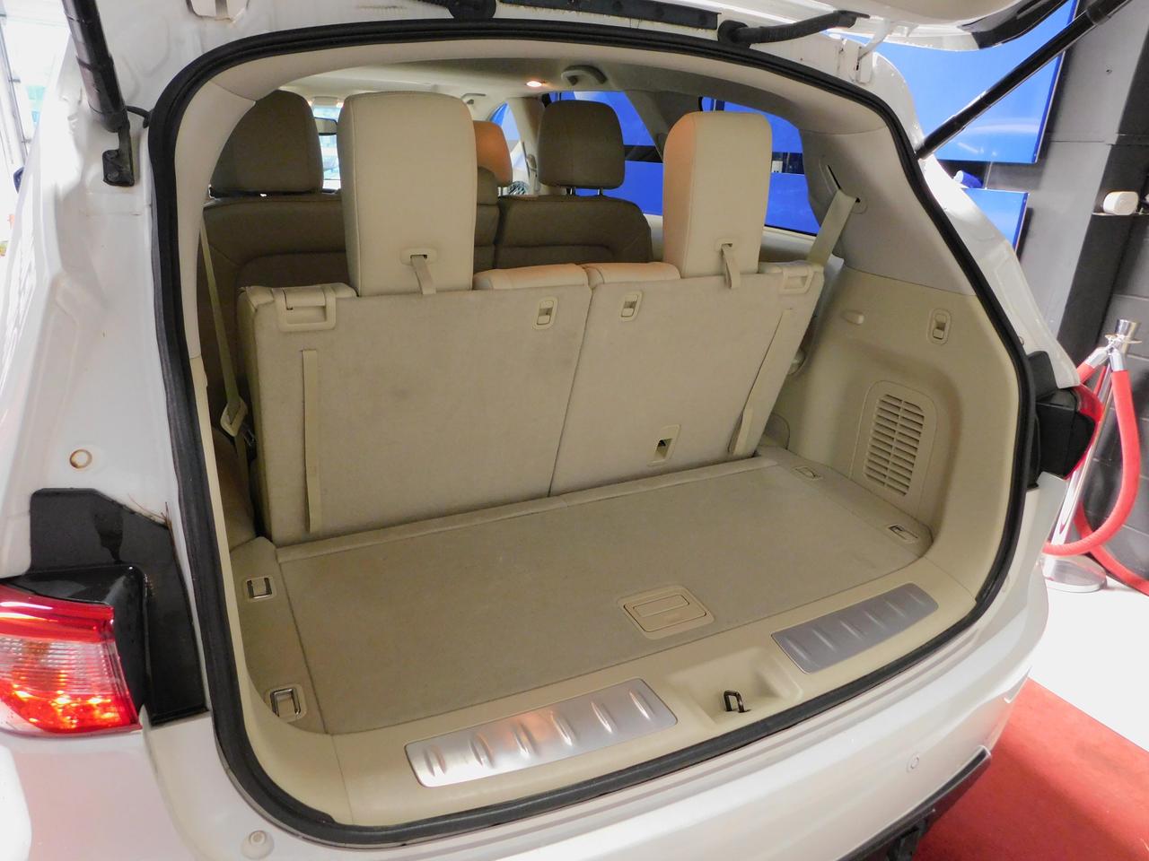 2013 Infiniti JX35 Tech Awd Photo